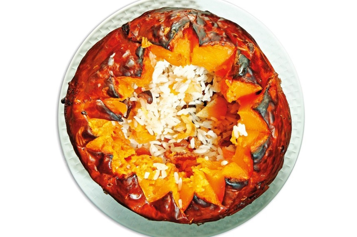 Ghapama - traditional Armenian cuisine dish