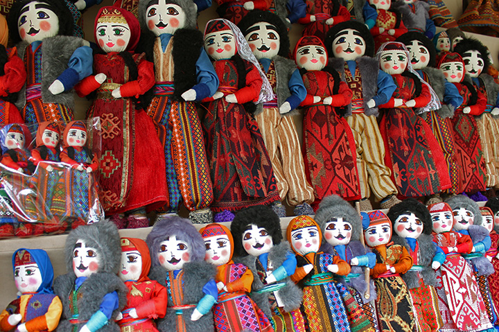 Vernissage market - buy souvenirs in Yerevan, Armenia