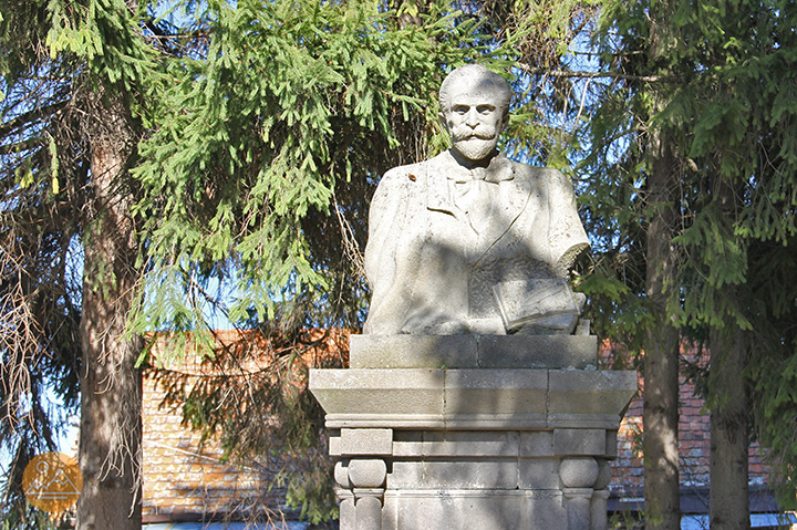 Hovhannes Tumanyan's bust in the yard of Tumanyan's museum in the village of Dsegh, Armenia