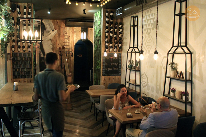 Mamoor - non-smoking restaurant in Yerevan, Armenia