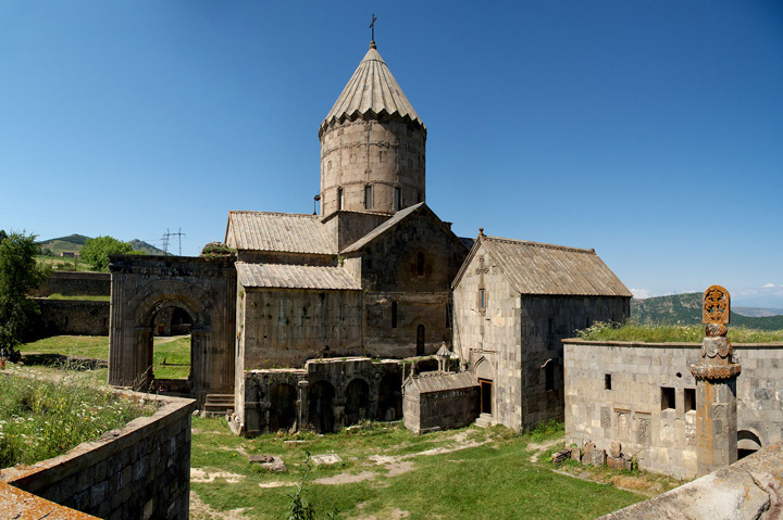 Tatev monastery, Tatev Gavazan swinging pillar, Armenia