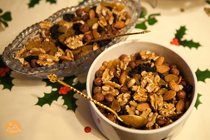 Armenian charaz - a mix of nuts and raisins variety