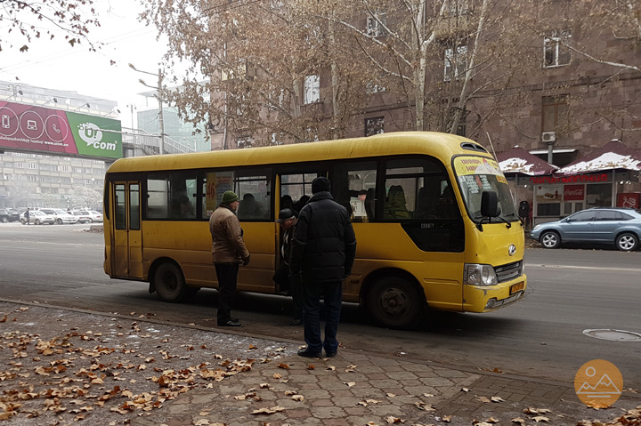 How to use public transportation in Armenia